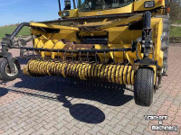 Feldhäcksler New Holland FX 60 Zelfrijdende Veldhakselaar + PU