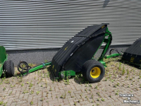 Kehrmaschine John Deere TC125
