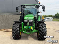 Schlepper / Traktor John Deere 5100m