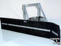 Sonstiges Stall- und Melkmaschinen und Zubehör Qmac Modulo Gummischiebers für Ställen 2100mm anbau JCB Quick Fit
