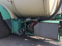 Gülletankwagen / Güllefässer  Mesttank