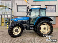 Schlepper / Traktor New Holland TM125 Range Command Tractor