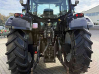 Schlepper / Traktor Valtra N122