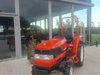 Schlepper / Traktor Kubota GL240