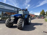 Schlepper / Traktor New Holland TM190