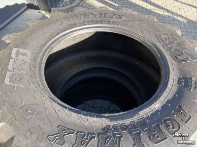 Räder, Reifen, Felgen & Distanzringe BKT 540/65R28  Agrimax RT657 Nieuw