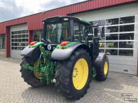 Schlepper / Traktor John Deere 6090M