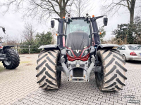 Schlepper / Traktor Valtra T174 Active