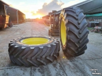 Räder, Reifen, Felgen & Distanzringe Bridgestone Bridgestone 710/75R42 VT-Tractor, Demo-set