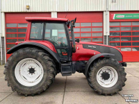 Schlepper / Traktor Valtra T130