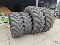 Räder, Reifen, Felgen & Distanzringe Trelleborg 540/65R30 en 650/65R42 TM800. Demo-set!