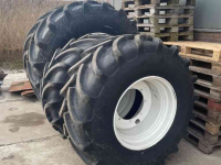 Räder, Reifen, Felgen & Distanzringe Vredestein Traxion XXL 710/70R38 + 600/65R28