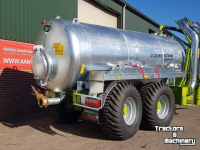 Gülletankwagen / Güllefässer Vaia MB100 watertank