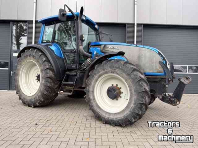 Schlepper / Traktor Valtra T170