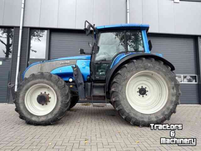 Schlepper / Traktor Valtra T170