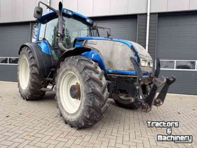 Schlepper / Traktor Valtra T170
