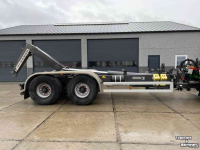 Hakenlift-Container System Stronga HL210DT