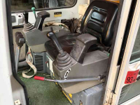 Raupenbagger Takeuchi TB016 met machinetrailer
