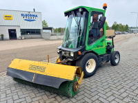Kehr- und Kehrsaugmaschinen  285 Veegmachine