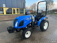 Gartentraktoren New Holland Boomer 40 HST tractor trekker