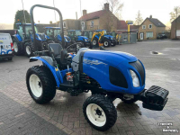 Gartentraktoren New Holland Boomer 40 HST tractor trekker