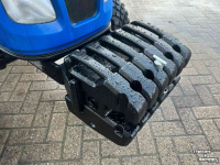 Gartentraktoren New Holland Boomer 40 HST tractor trekker