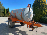 Gülletankwagen / Güllefässer  Watertank / Waterwagen