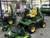 Aufsitzrasenmäher John Deere 1550