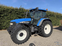 Schlepper / Traktor New Holland TM140 RC