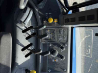 Schlepper / Traktor New Holland TM140 RC