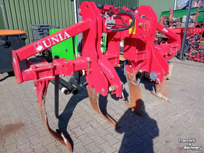 Tiefenlockerer Unia Plow B4