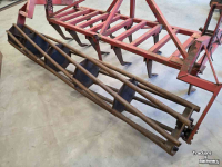 Grubber  Wifo Vastetandcultivator met Kooirol