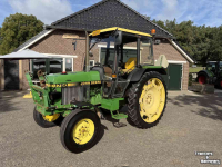 Schlepper / Traktor John Deere 1750