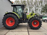 Schlepper / Traktor Claas Arion 650 CMATIC CIS