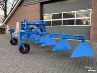 Reihen-Spritze Lemken Hengers Onderblad kappenspuit 8x75