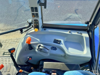 Schlepper / Traktor New Holland T5050 Kruip, Shuttle