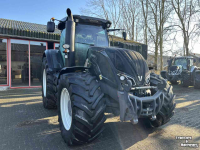 Schlepper / Traktor Valtra S274