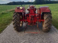 Schlepper / Traktor International Case ih international 323