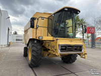 Mähdrescher New Holland TX66