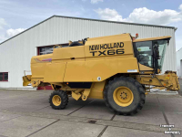 Mähdrescher New Holland TX66