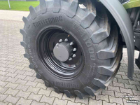 Schlepper / Traktoren Valtra Q225