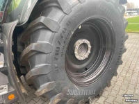 Schlepper / Traktor Valtra Q 225
