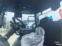Schlepper / Traktor Valtra Q 225