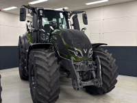 Schlepper / Traktor Valtra Q 225