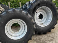 Räder, Reifen, Felgen & Distanzringe Vredestein 600/65R28 + 710/70R38 Traction XXL