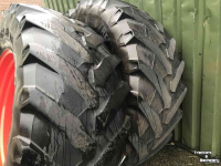 Räder, Reifen, Felgen & Distanzringe Trelleborg 650/65R38 en 540/65R28
