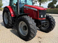 Schlepper / Traktor Massey Ferguson 5460 Dyna4