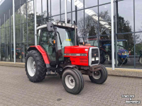 Schlepper / Traktor Massey Ferguson 6130 Dynashift