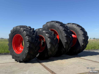 Räder, Reifen, Felgen & Distanzringe Trelleborg 710/70R38  &  600/65R28