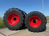 Räder, Reifen, Felgen & Distanzringe Trelleborg 710/70R38  &  600/65R28